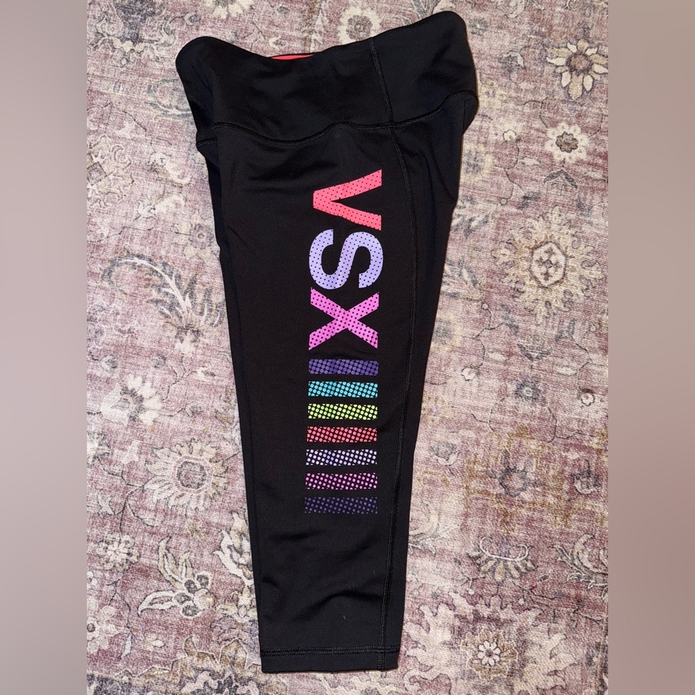 Victoria's Secret Women’s Black Cropped Leggings with Rainbow Logo - Picture 1 of 3